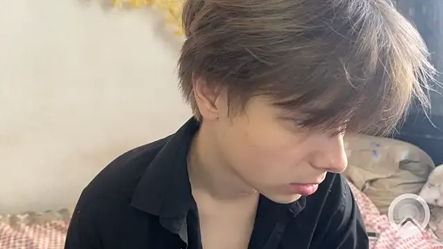 someone_sweet – webcam model profile photo Image 5