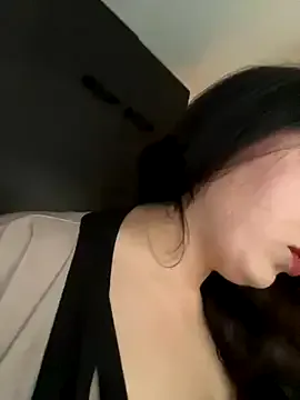 agnessi_ – webcam model profile photo Image 4