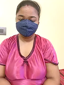 seloloko20 – webcam model profile photo Image 6