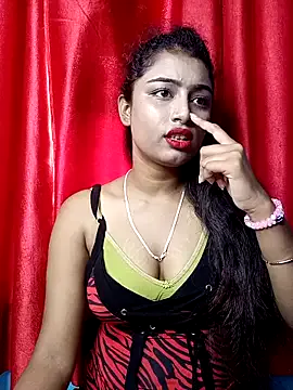 Sofia3393 – webcam model profile photo Image 14