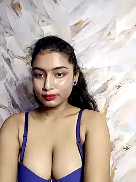 Sofia3393 – webcam model profile photo Image 3