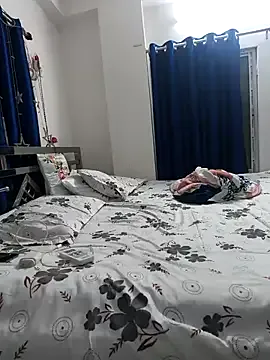 RoxyScarlett chat room preview Image 11