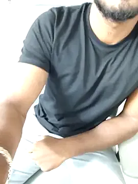 shyredstar – webcam model profile photo Image 12