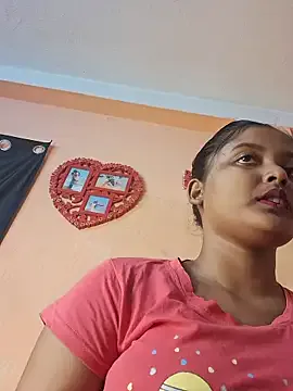 Miaxxlet chat room preview Image 8