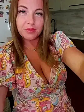 ChocoTime – webcam model profile photo Image 8