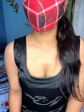 quennaedger – webcam model profile photo Image 10