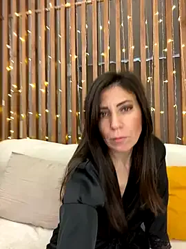 lina_reeds – webcam model profile photo Image 16