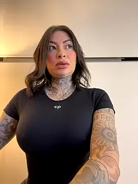 shycinderella – webcam model profile photo Image 14