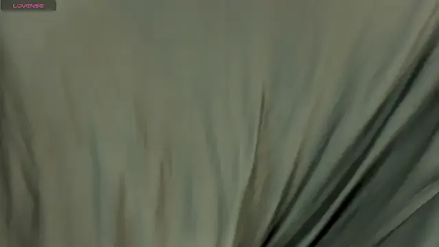 suzannetoye – webcam model profile photo Image 19