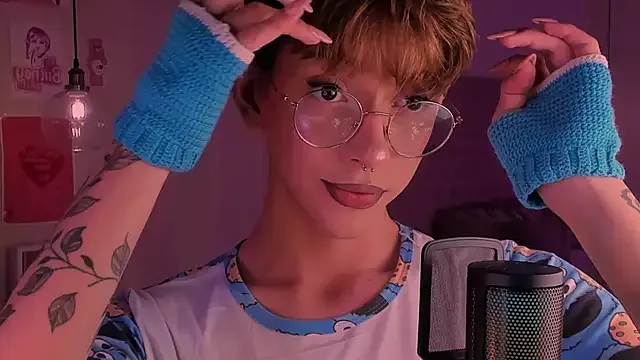 skinny_candy18 – webcam model profile photo Image 10