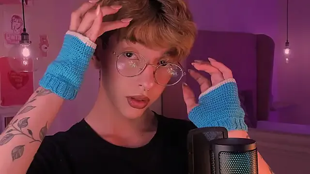 skinny_candy18 – webcam model profile photo Image 19