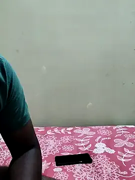 sellapink – webcam model profile photo Image 2