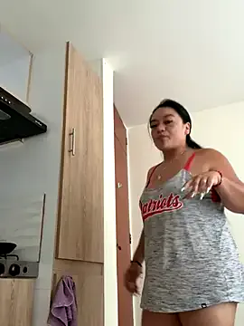 sav_anna – webcam model profile photo Image 4