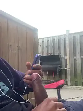 bisexualmilf – webcam model profile photo Image 11