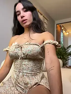 loving_ladies – webcam model profile photo Image 5