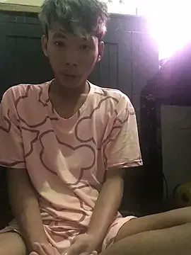 alexandjohntv – webcam model profile photo Image 11