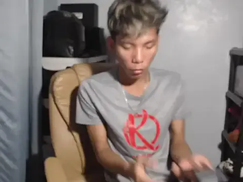 alexandjohntv – webcam model profile photo Image 12