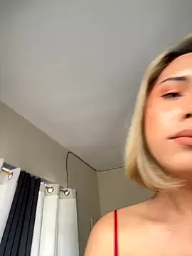 xsillymillyx – webcam model profile photo Image 10