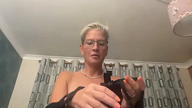 fantasy_JP – webcam model profile photo Image 17