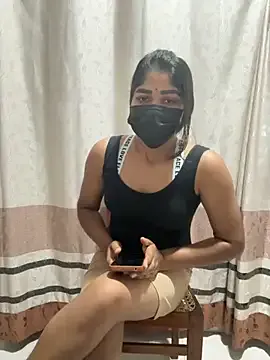 DaisyBloomX – webcam model profile photo Image 2