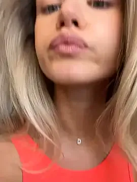 WitchAnnie – webcam model profile photo Image 8