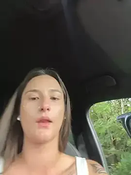 lux_angel chat room preview Image 13