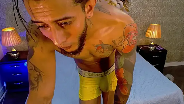 SallyDinosaur chat room preview Image 7