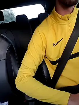 hornyshow_tv – webcam model profile photo Image 4