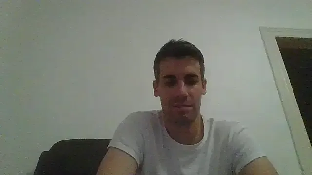 kai101010 – webcam model profile photo Image 3