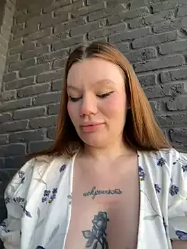 justmilaa Image 7