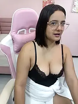 xsillymillyx – webcam model profile photo Image 13