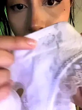 mariannsullivant – webcam model profile photo Image 16