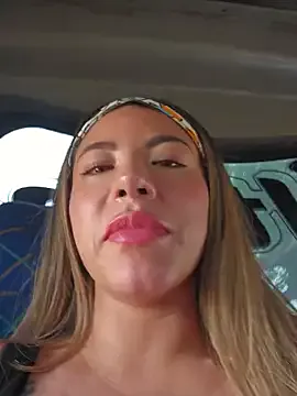 peachcreamcouple – webcam model profile photo Image 14