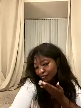 chihiro_ri – webcam model profile photo Image 3