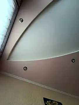 alorianna – webcam model profile photo Image 9