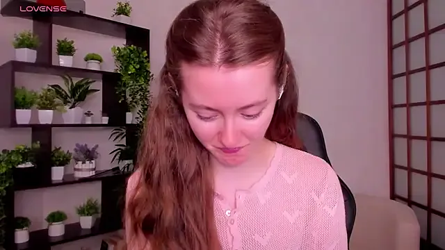 Take1668 – webcam model profile photo Image 12