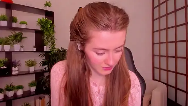 Take1668 – webcam model profile photo Image 17