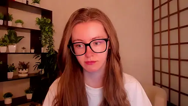 Take1668 – webcam model profile photo Image 7