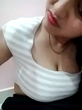 Kavya68 Image 3