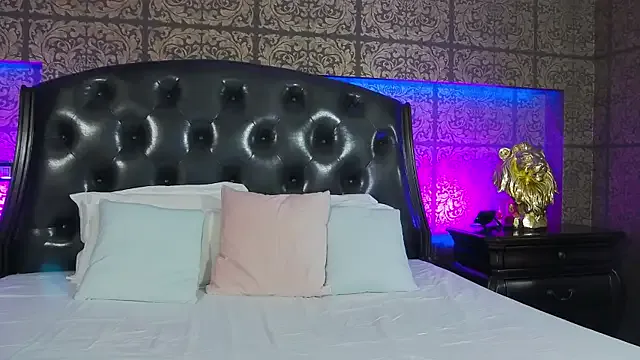 hoshika – webcam model profile photo Image 3