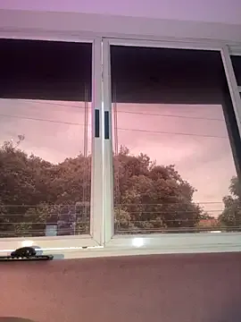 tashinadoncaster – webcam model profile photo Image 17