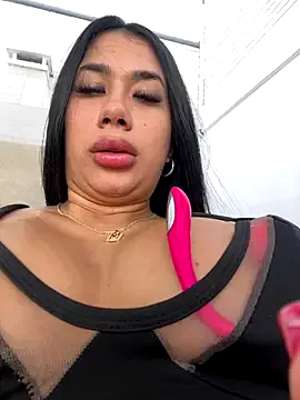 tashinadoncaster – webcam model profile photo Image 19