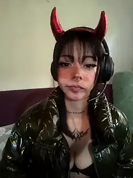 trainwithme – webcam model profile photo Image 5