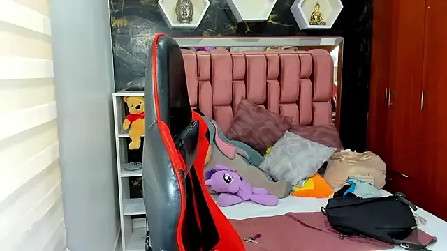 skinny_candy18 – webcam model profile photo Image 18