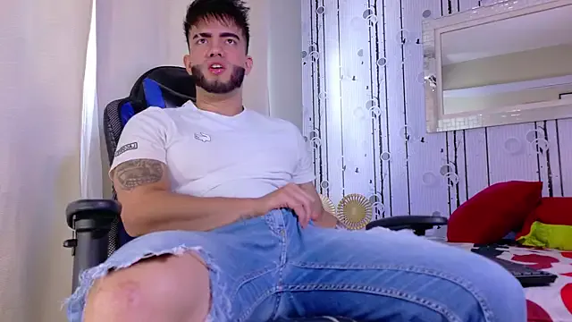 sara_whooops – webcam model profile photo Image 8