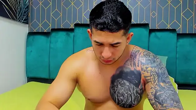 skinny_candy18 – webcam model profile photo Image 14