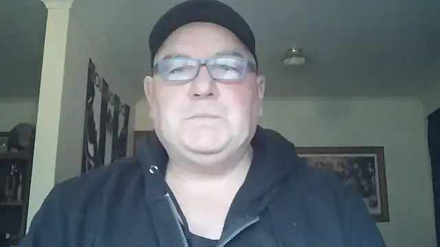 GmGit – webcam model profile photo Image 2