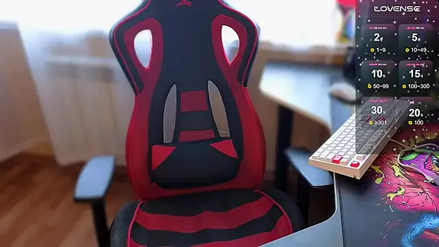 KrisNeal – webcam model profile photo