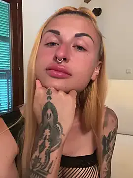 kylie_blck Image 19