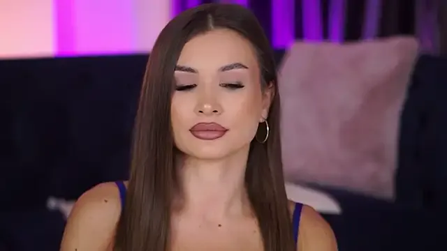 skybounty – webcam model profile photo Image 2